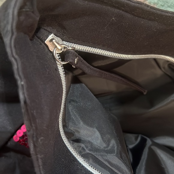 Adorable Victorias Secret Tote - Picture 5 of 5